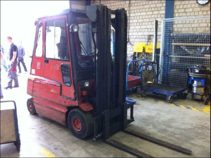 Linde E 25 P  Electric fork lifter 