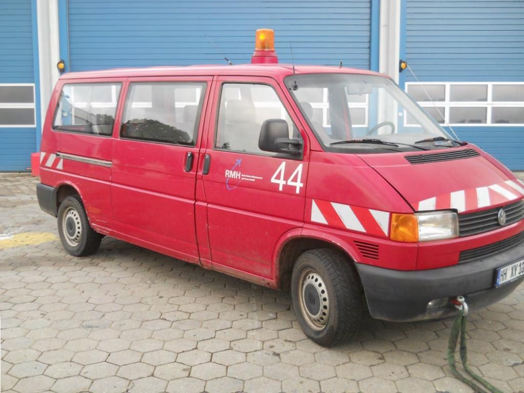 Used Volkswagen 7 DB  passengers car closed VW - Bus for Sale (Auction Premium) | NetBid Industrial Auctions