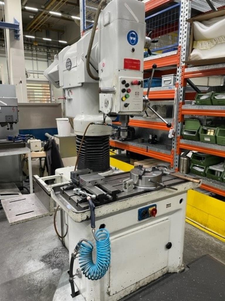 Used Donau  DR 32 Quick Radial Drilling Machine for Sale (Auction Standard) | NetBid Industrial Auctions