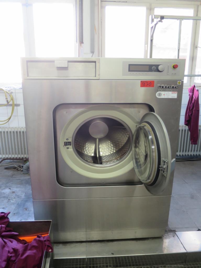 Miele Professional PW 6241 D commercial washing machine