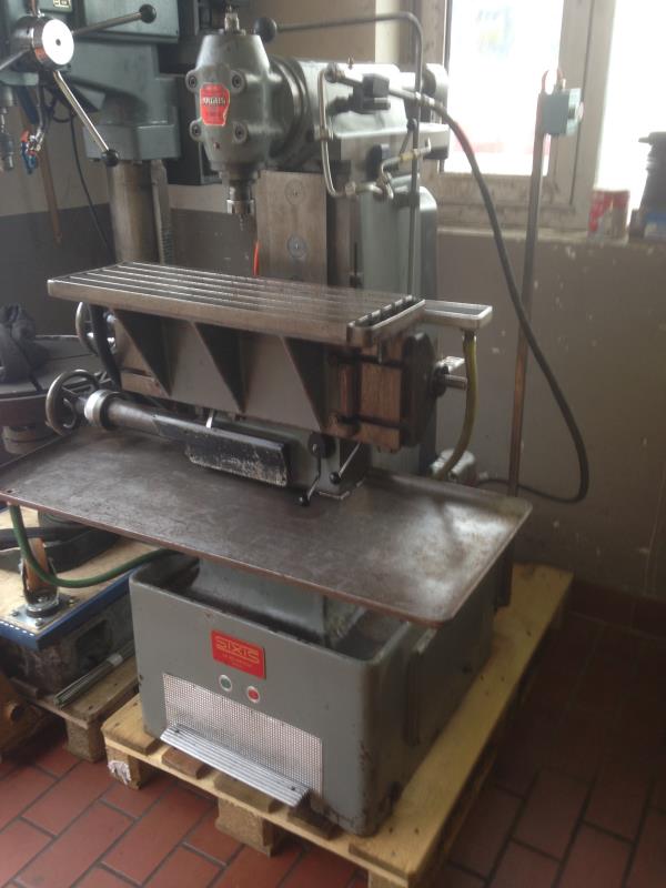 Used Sixis S-103-R  Universal - Fräsmaschine for Sale (Auction Premium) | NetBid Industrial Auctions