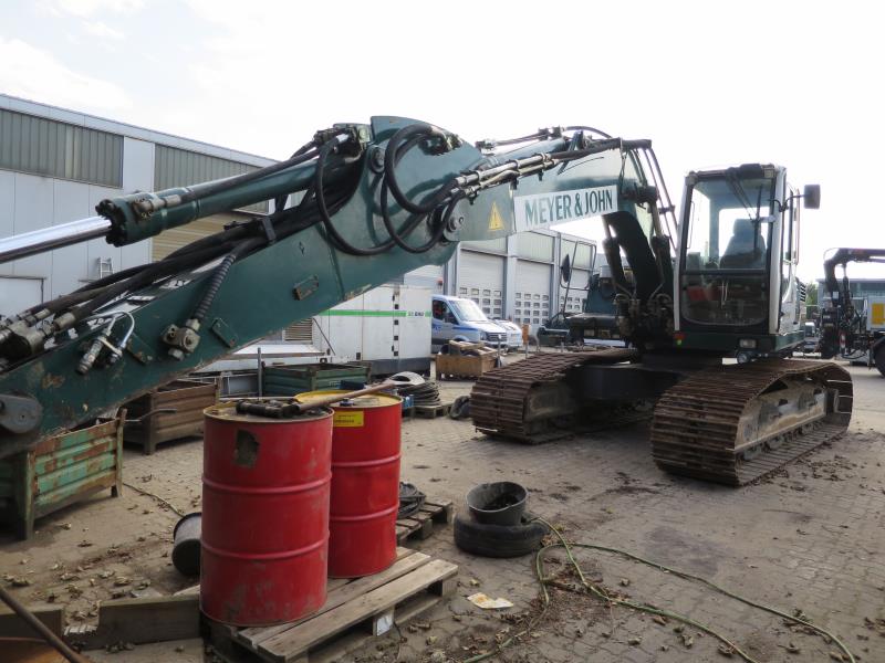 Used Liebherr R 900 C Litronic Hydraulic Crawler Excavator for Sale (Auction Premium) | NetBid Industrial Auctions