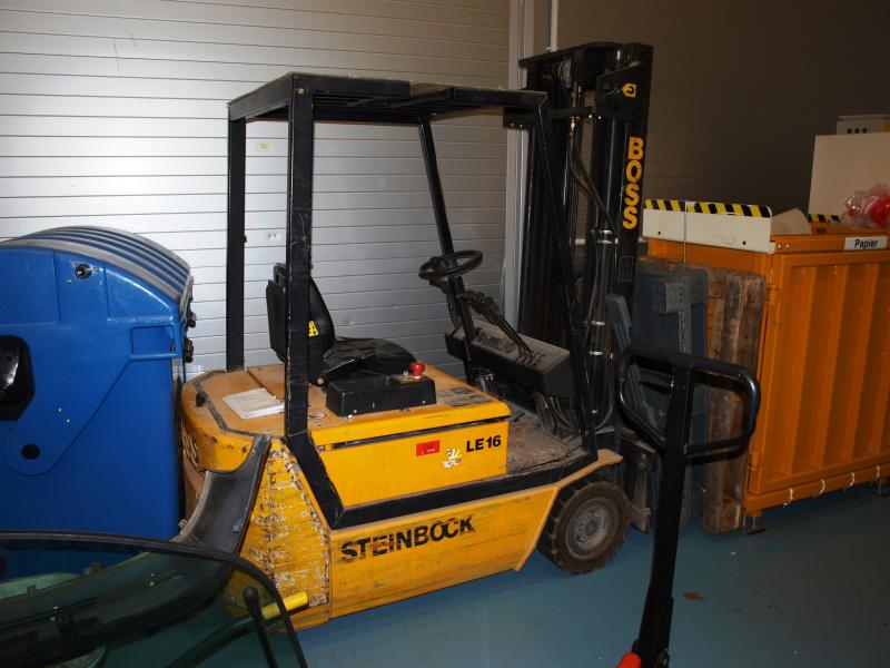 Used Steinbock LE16 electric forklift for Sale (Auction Premium) | NetBid Industrial Auctions