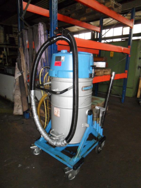 Used Ringler RI300 vacuum cleaner for Sale (Auction Premium) | NetBid Industrial Auctions