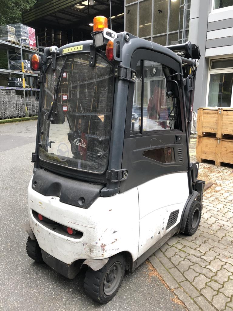 Linde   E20PH  Electric Forklift