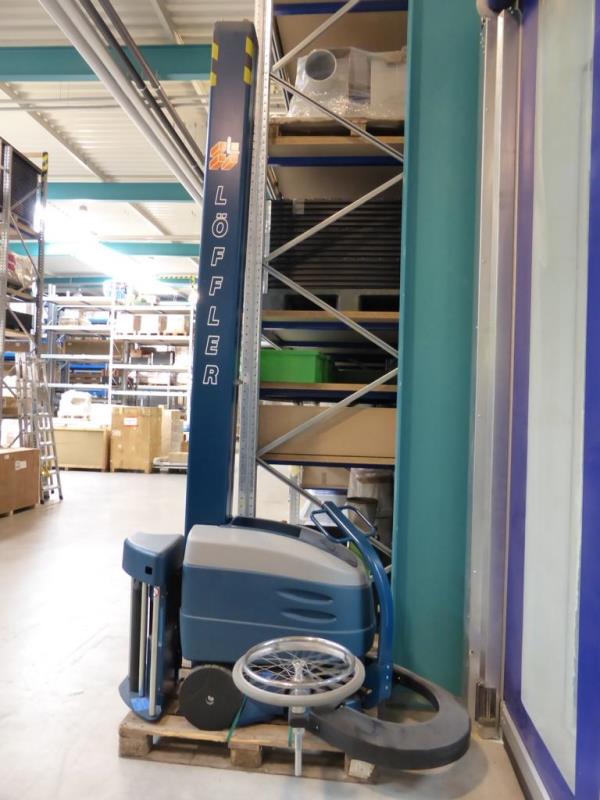 Used Robopac Robot PFS Mobile film packer for Sale (Trading Premium) | NetBid Industrial Auctions