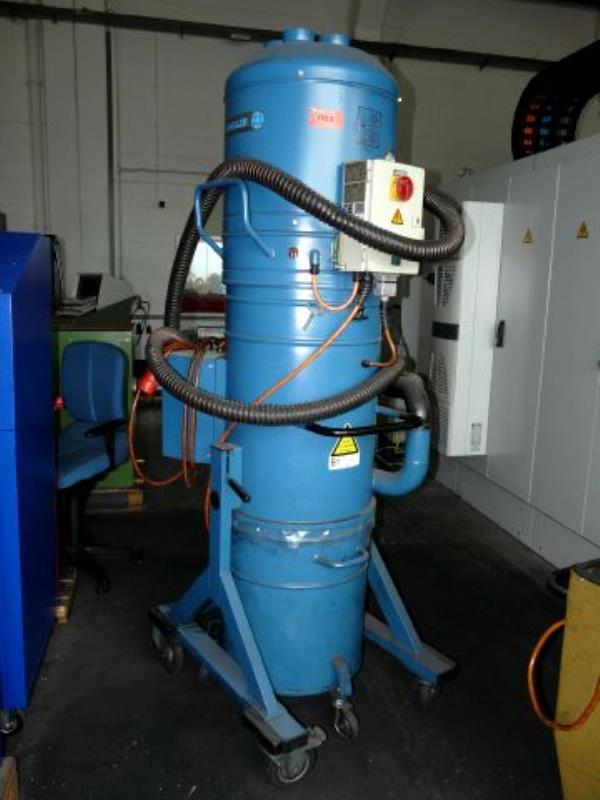 Used Ringler RI332-D4.0 industrial dry and wet cleaner for Sale (Auction Premium) | NetBid Industrial Auctions