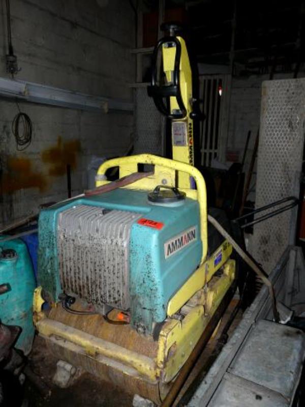 Used Amman AR65 hand-held vibratory roller for Sale (Auction Premium) | NetBid Industrial Auctions