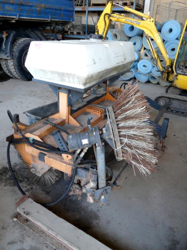 Used Rema 1230 mounting broom for Sale (Auction Premium) | NetBid Industrial Auctions