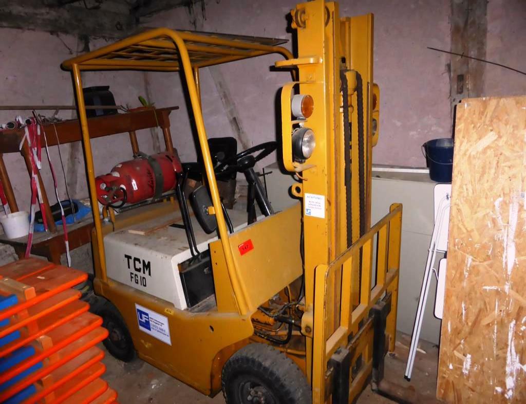Used TCM FG10 Gas forklift truck for Sale (Auction Premium) | NetBid Industrial Auctions