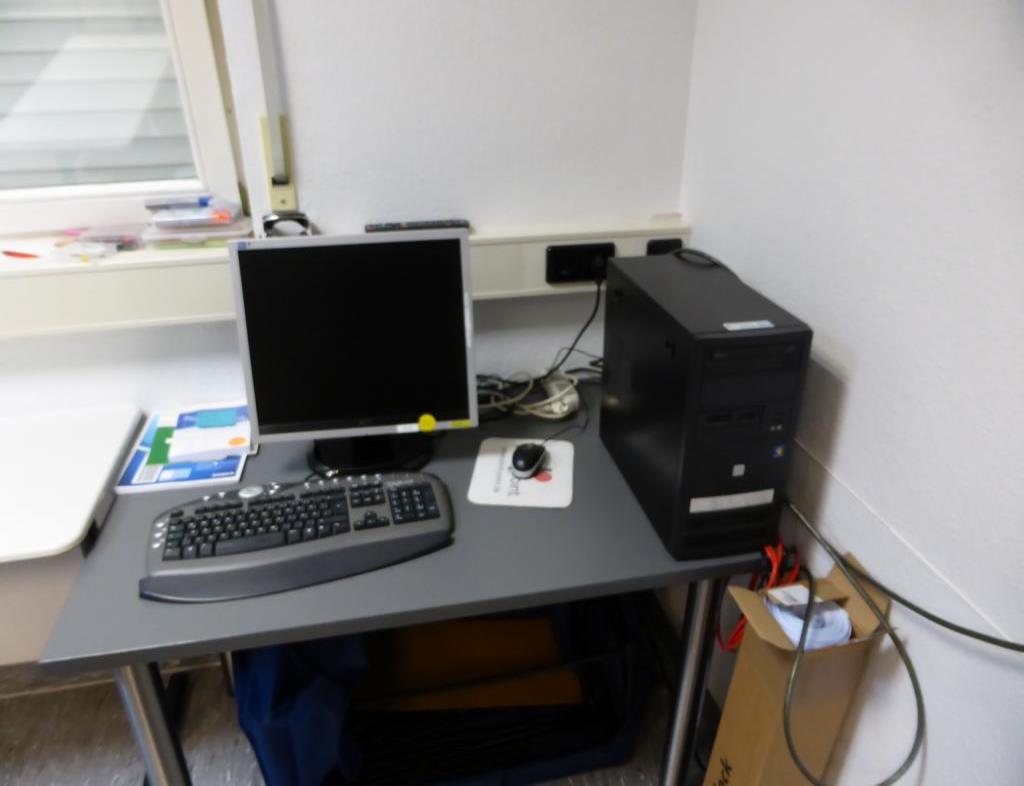 Used Blockposition Büroausstattung/Hardware for Sale (Trading Premium) | NetBid Industrial Auctions