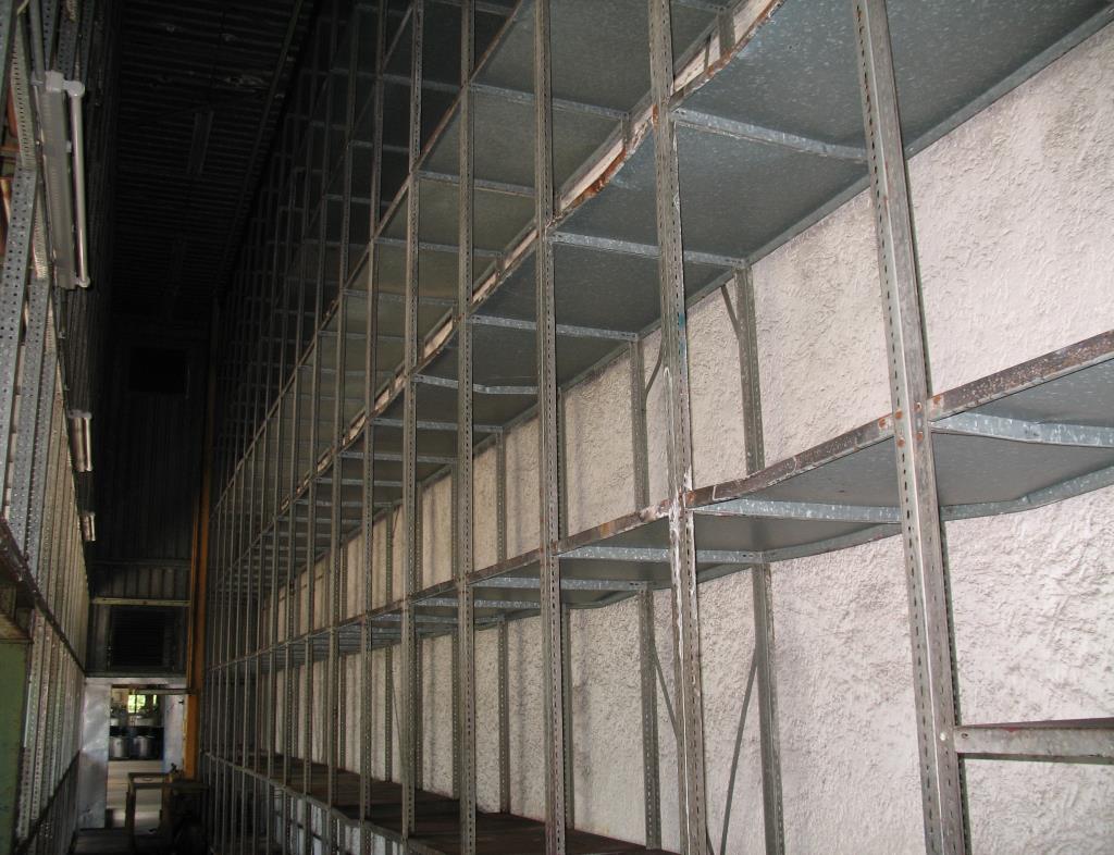 Used shelf system for Sale (Auction Premium) | NetBid Industrial Auctions