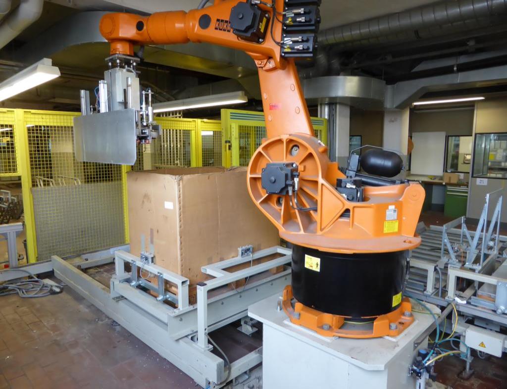 Used Kuka KR125L100/2 Industrial robots for Sale (Auction Premium) | NetBid Industrial Auctions