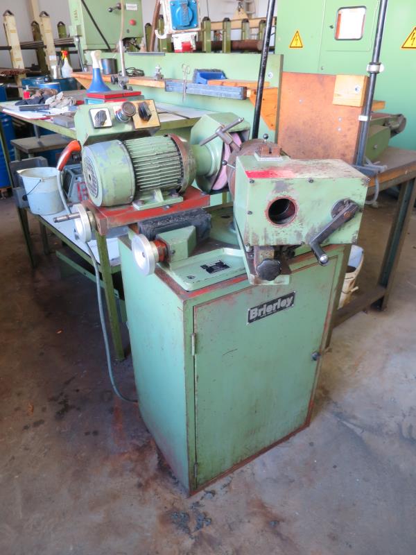 Used Brierley ZB50 Drill grinding machine for Sale (Auction Premium) | NetBid Industrial Auctions