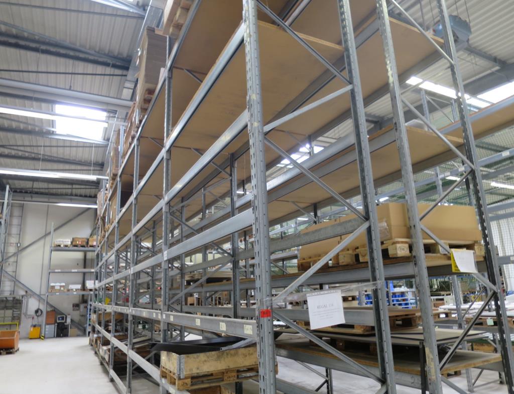 Used Dexion 17 lfm. Pallet rack (116), without contents; ATTENTION: later release by arrangement for Sale (Trading Premium) | NetBid Industrial Auctions
