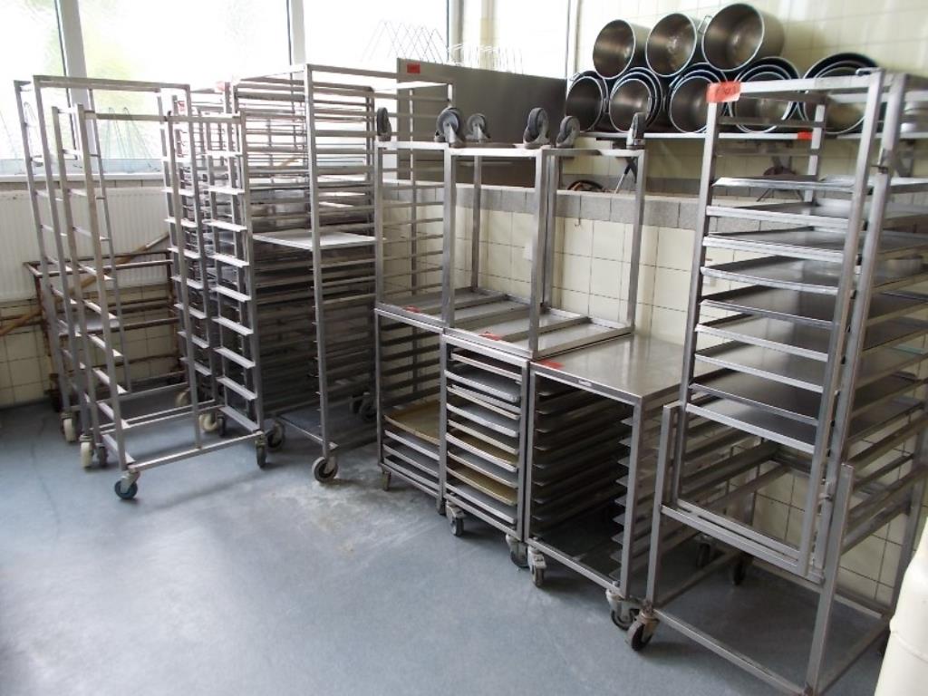 Used 20 Baking tray transport trolleys for Sale (Auction Premium) | NetBid Industrial Auctions