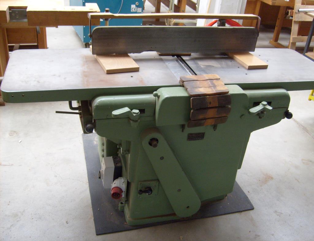 Used Carl Mundinus & Co. Jointer for Sale (Auction Premium) | NetBid Industrial Auctions