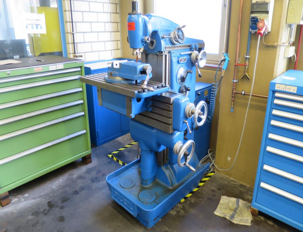 Used Deckel FP 2 Universal drilling/milling machine for Sale (Auction Premium) | NetBid Industrial Auctions
