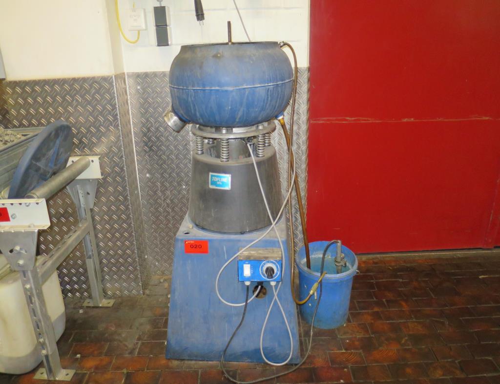 Used Topline Vibratory finishing drum for Sale (Auction Premium) | NetBid Industrial Auctions