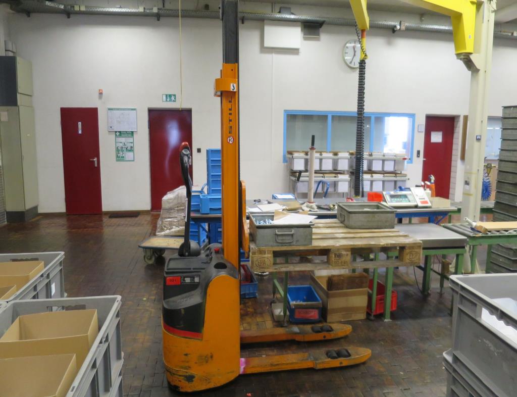 Used Still Wagner EGV 12 Electric pallet truck - later release from 21.12.2015!!! for Sale (Auction Premium) | NetBid Industrial Auctions