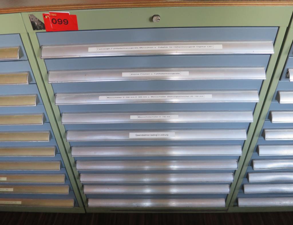 Used Bott Telescopic drawer cabinet for Sale (Auction Premium) | NetBid Industrial Auctions