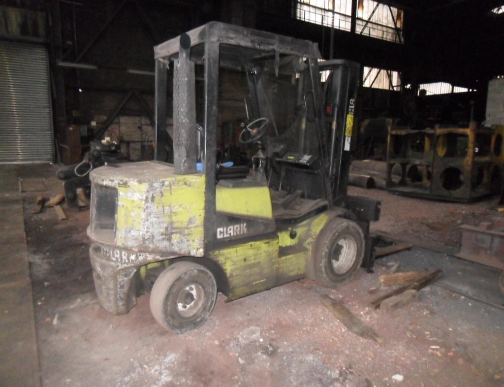 Used Clark CDP 30 diesel forklift for Sale (Auction Premium) | NetBid Industrial Auctions