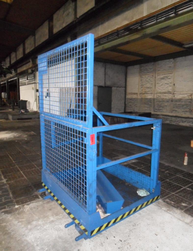 Used RMS AB-F Personenförderkorb for Sale (Auction Premium) | NetBid Industrial Auctions