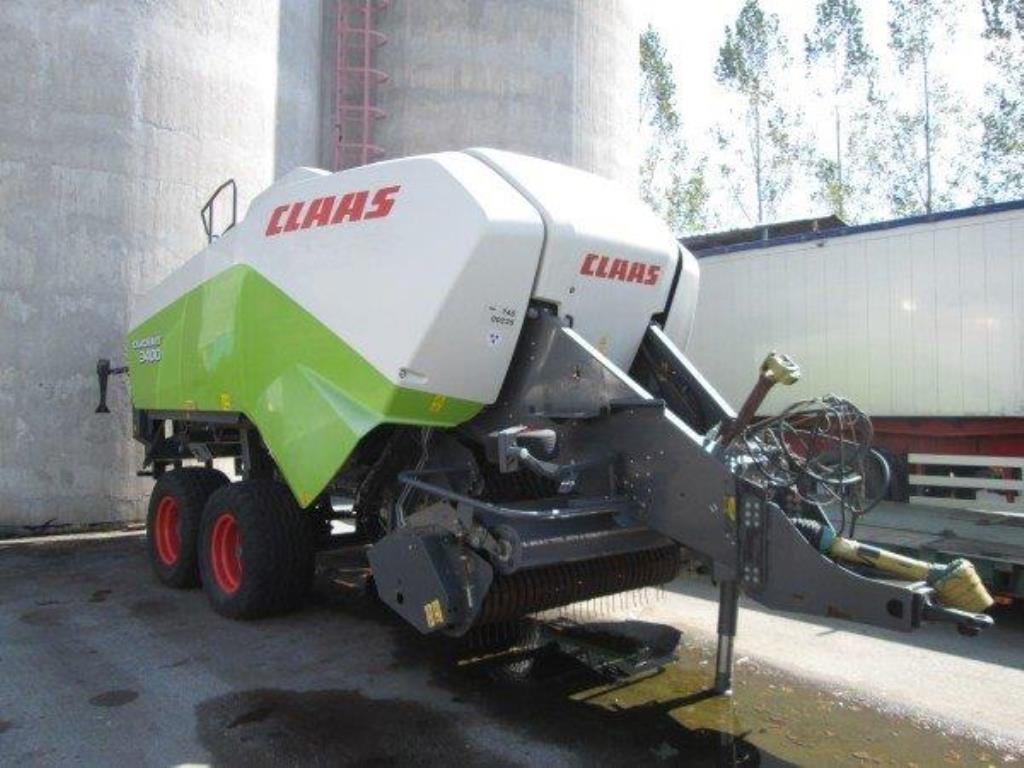 Square baler of Claas