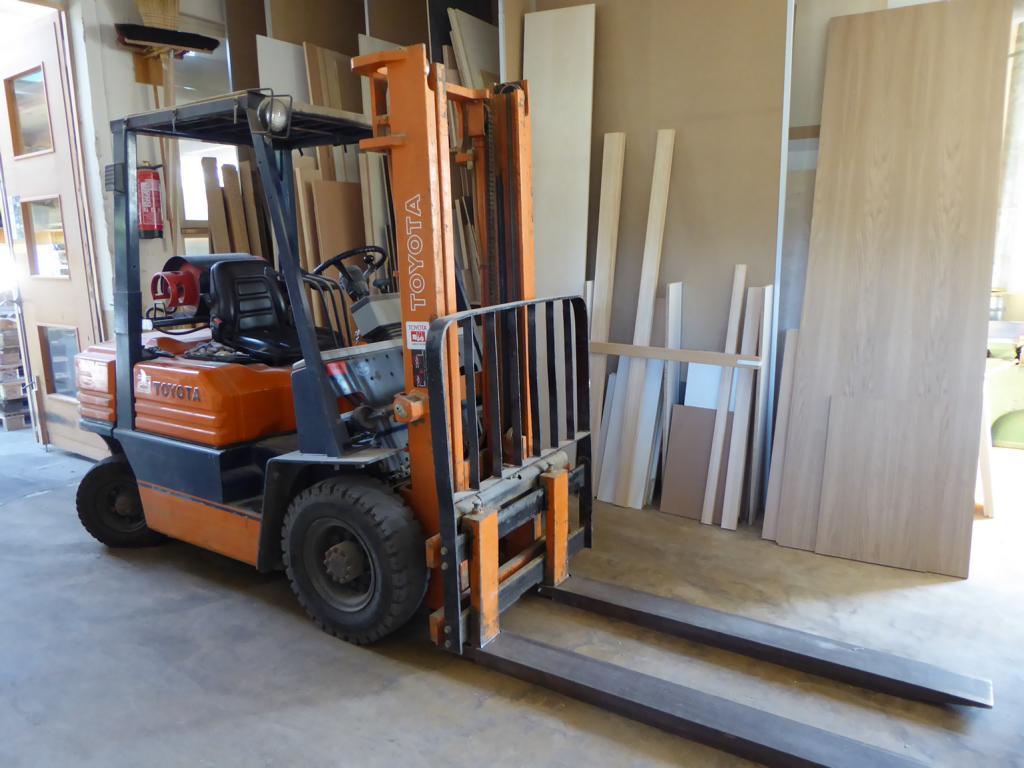 Toyota 42-5P025 Gas forklift truck