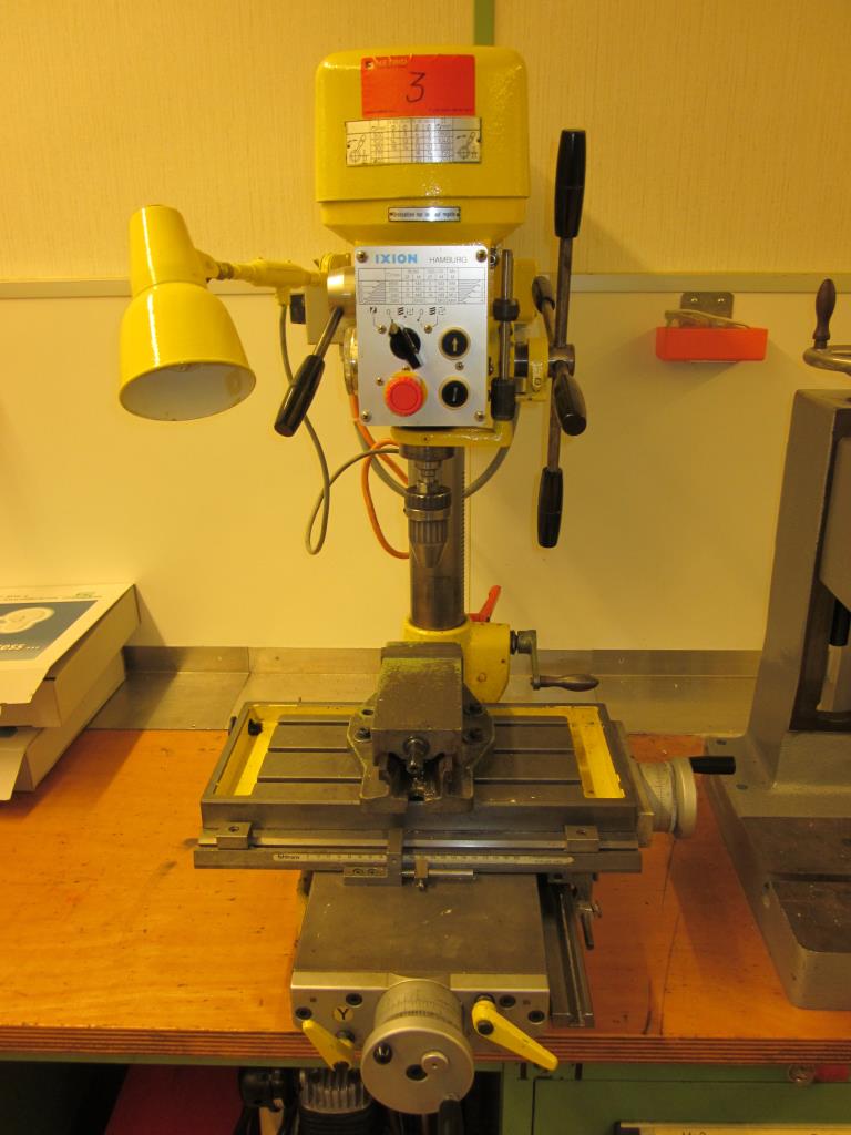 Ixion BT 15 STP/0 Table drilling machine 