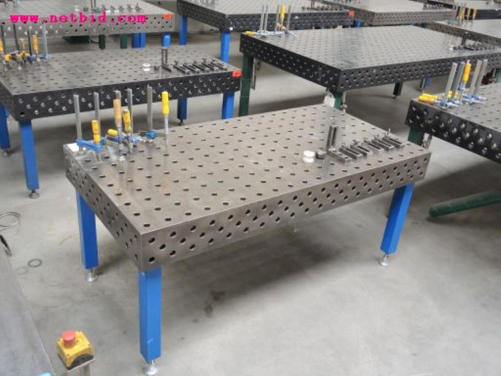 3D-perforated table, #440