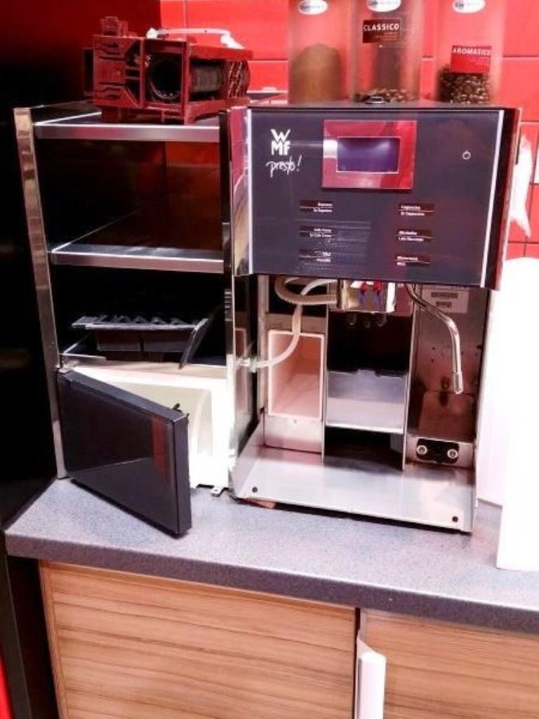 WMF PRESTO W pełni automatyczny gastronomiczny ekspres do kawy