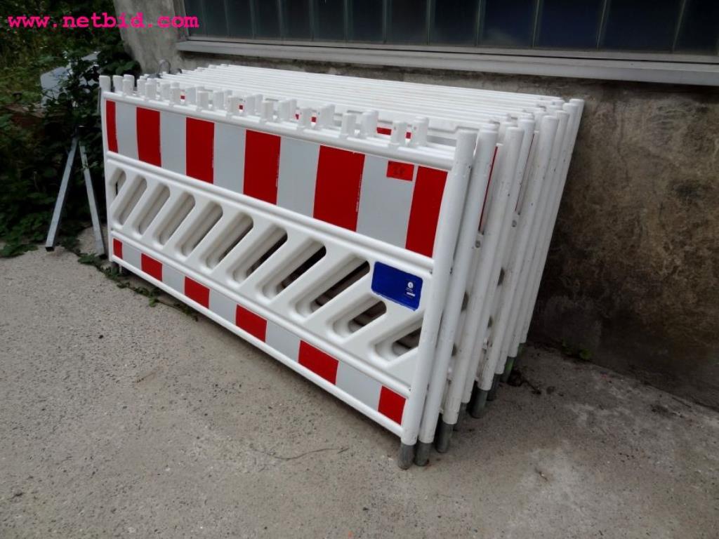 Construction site barrier material