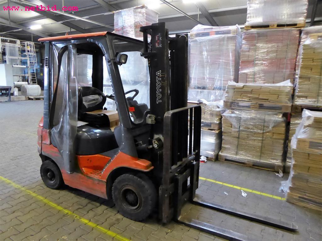 Toyota 42-7FGF15 gas-powered forklift truck - later release date 30.03.2019