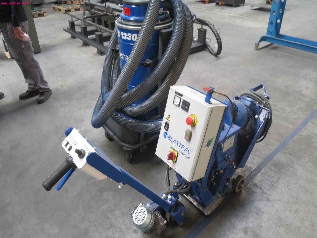 Blastrac BDC-1330 industrial vacuum cleaner #522