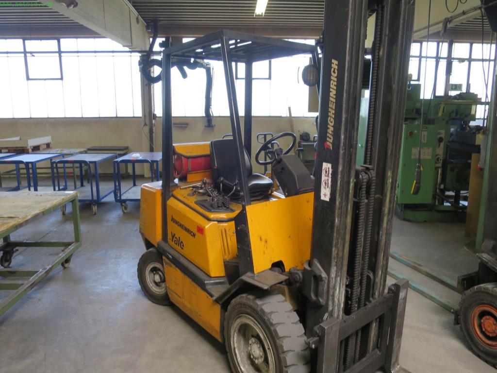 Jungheinrich/ Yale TFG30 Gas forklift truck (released on 30.06.2019)