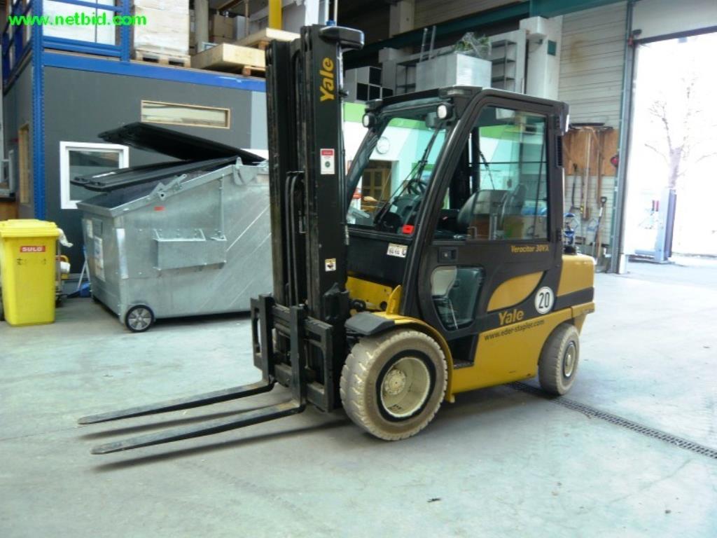 Yale Veracitor GLP30VX E2445 LPG forklift trucks - Sale subject to reservation