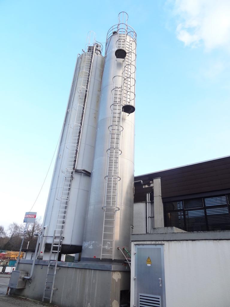 Aluminum silo