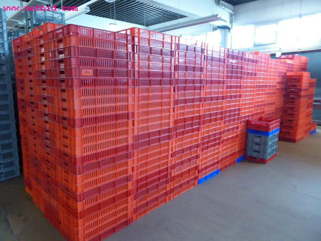 Lot of plastic crates