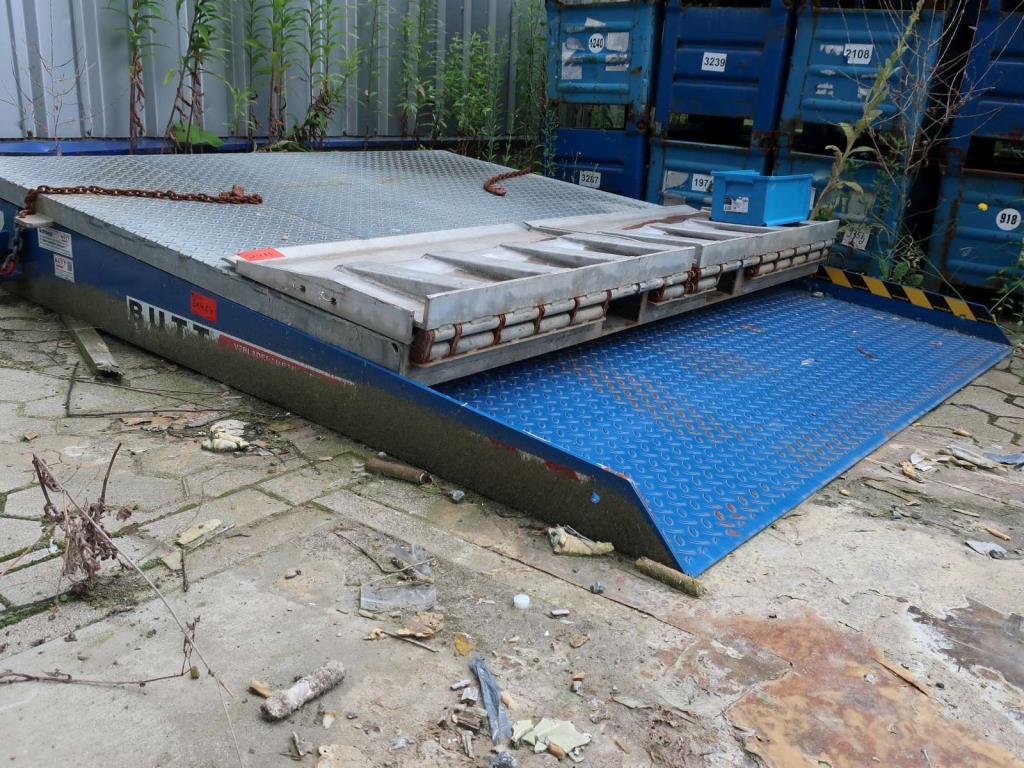 Butt SC-6 Container loading ramp