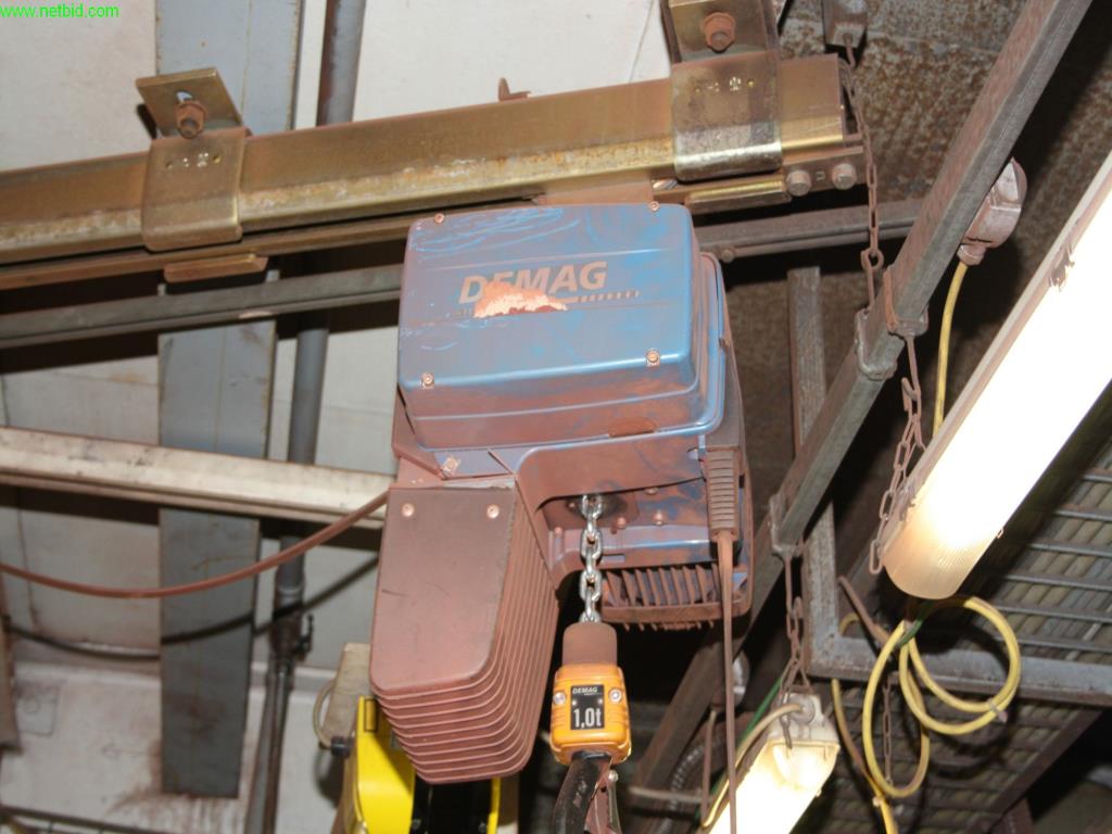 Demag underslung crane system