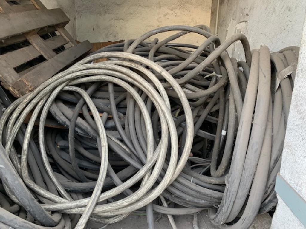 Cable section remnants