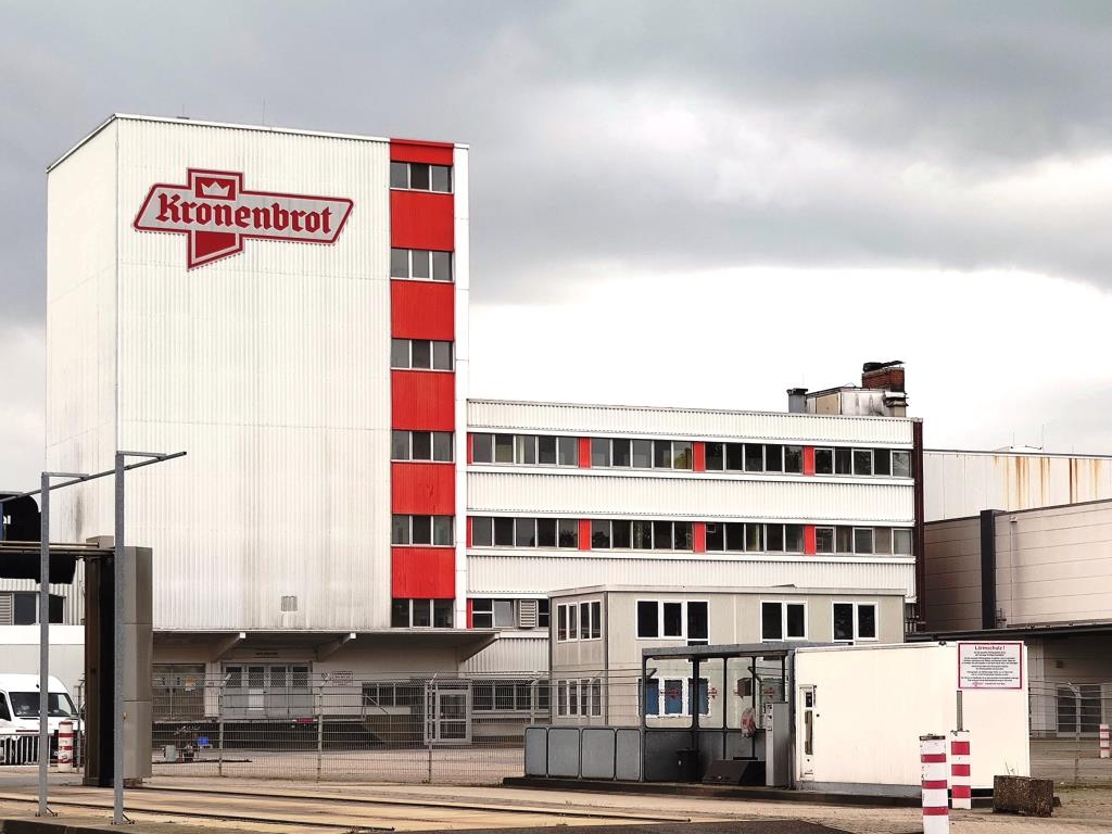 Industrial bakery Kronenbrot - Machines, facilities, operating equipment