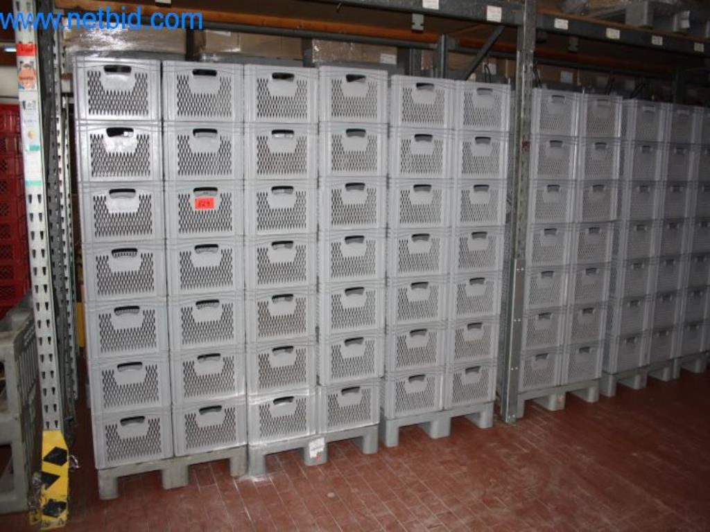 Transport boxes