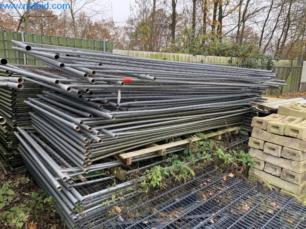 Construction fence panels