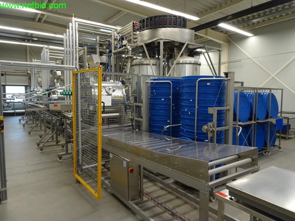 Machines for the production of dried food