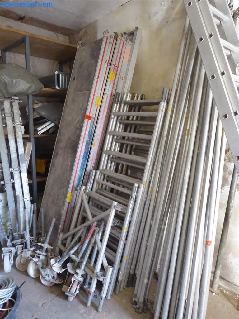 Quick-assembly aluminum scaffolding