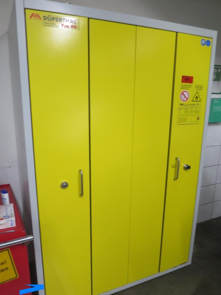 Düperthal 90 Hazardous materials cabinet