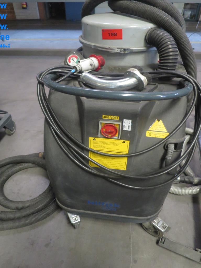 Nilfisk CTS22 MZ22 Industrial wet vacuum cleaners