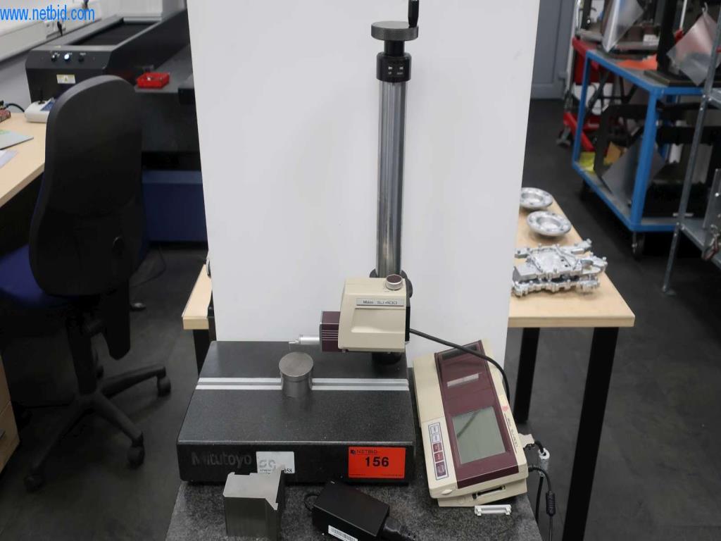 Mitutoyo SJ-400 surface roughness testing device